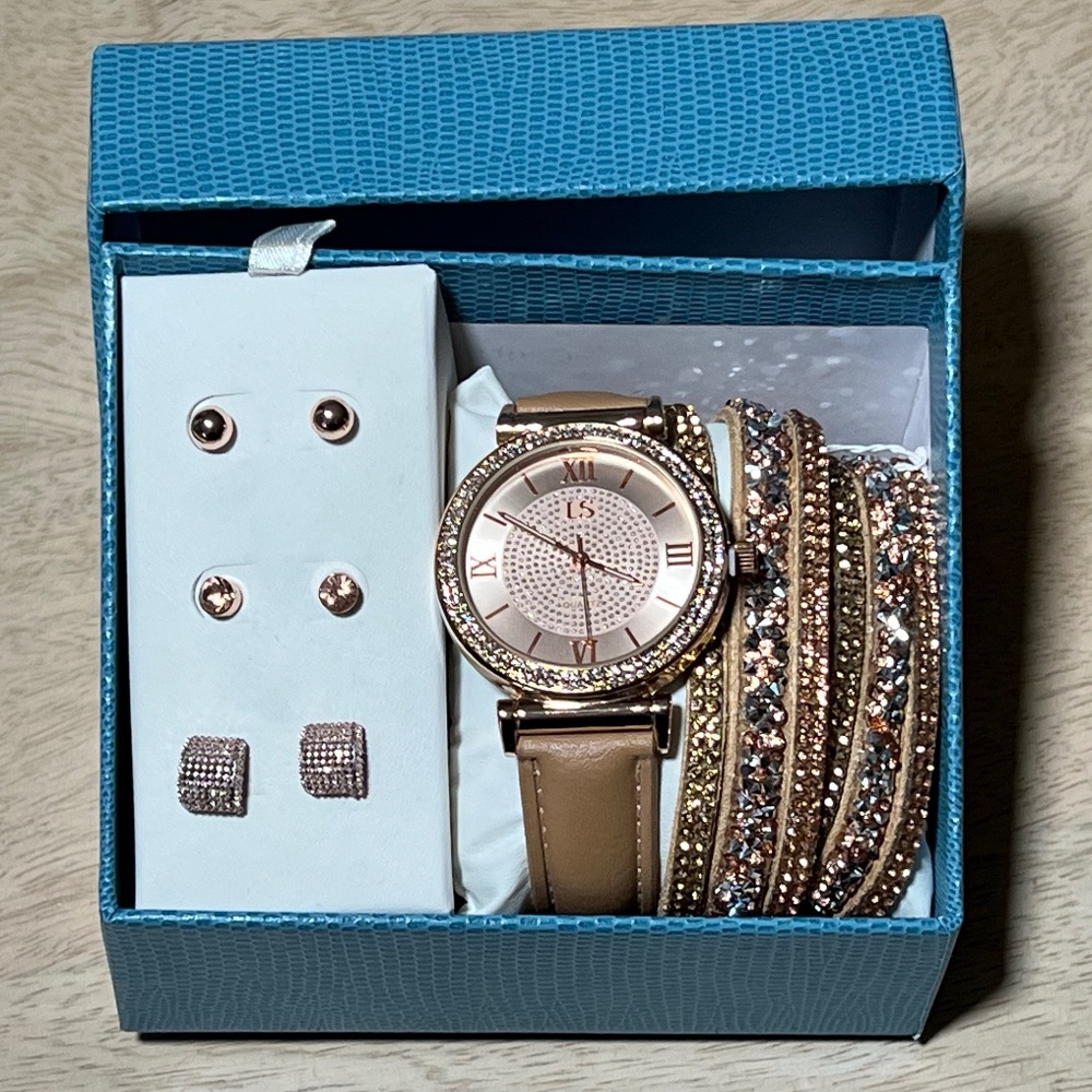 Laura Scott Women's Watch, Beaded Wrist Bands and Stud Earrings